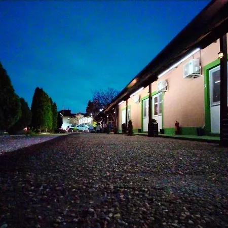 Konukevi Fun Sobe Prenociste Borca